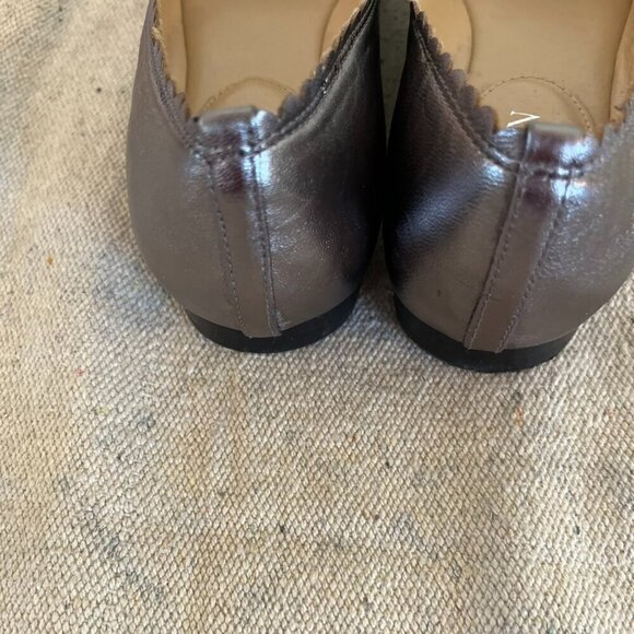 Lauren Ralph Lauren Woman's Silver Glennie Bow Flats Sz 7B - Picture 4 of 8